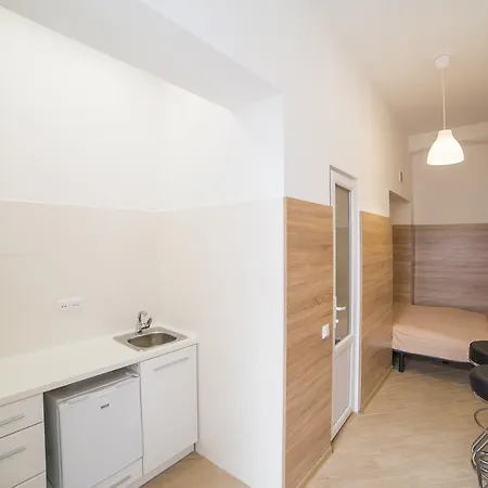 아파트 On Kulisha 29-а *